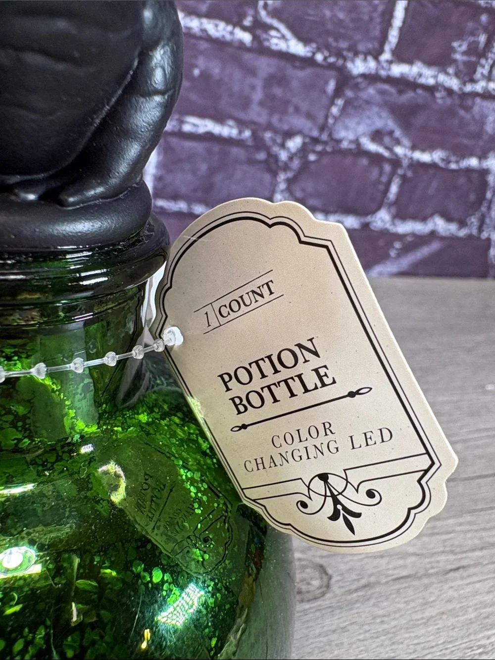 Tincture of Toad Decorative Potion Bottle – Green With LED